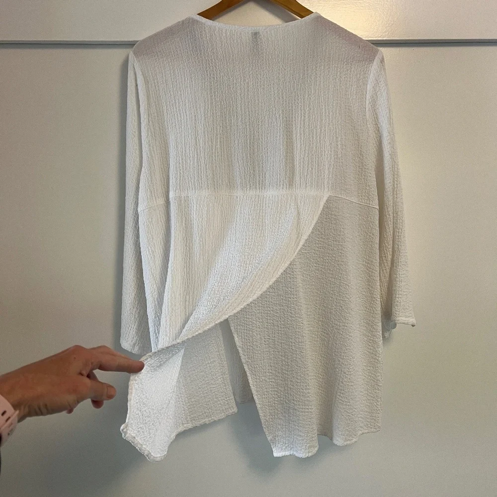 IC by CONNIE K White/Black Zip Front V-Neck Crinkle Textured Tunic Top M - Picture 4 of 9